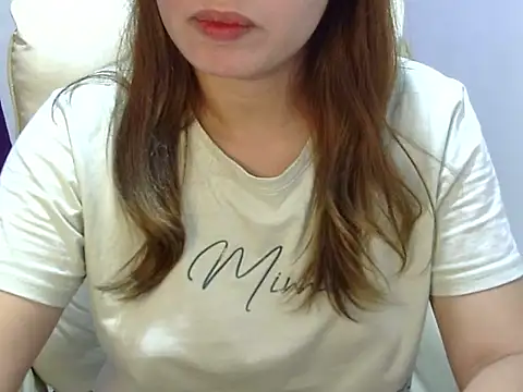    zurIII09  online show from December 2025 09:30:02 AM