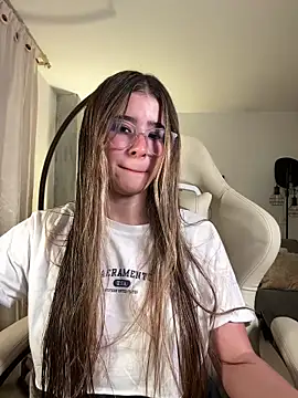 Snapshot of Stormiie777 chatting on February 2026 02:00:02 AM Stormiie777 online show from February 2026 02:00:02 AM