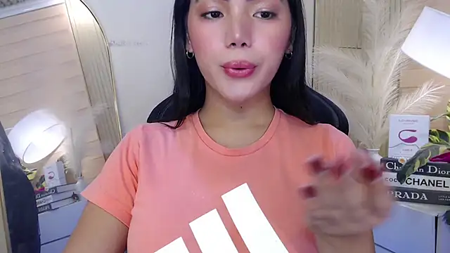 Snapshot of Martha_pookerxxx chatting on November 2025 08:29:01 PM Martha pookerxxx online show from November 2025 08:29:01 PM