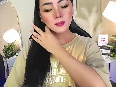 Snapshot of Martha_pookerxxx chatting on March 2025 01:57:02 AM Martha pookerxxx online show from March 2025 01:57:02 AM