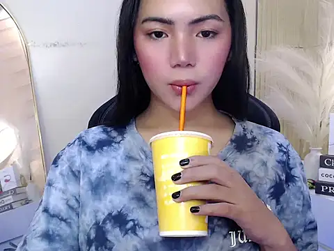 Snapshot of Martha_pookerxxx chatting on October 2025 10:52:02 PM Martha pookerxxx online show from October 2025 10:52:02 PM