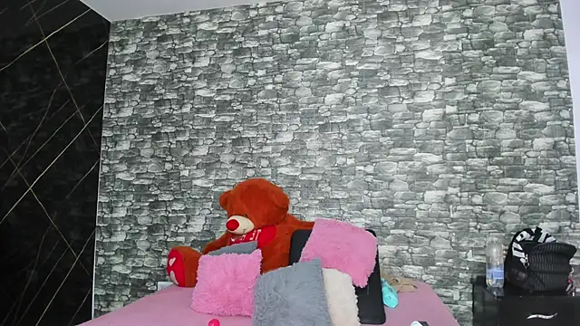 HeidyWillss online show from December 2025 07:50:01 PM