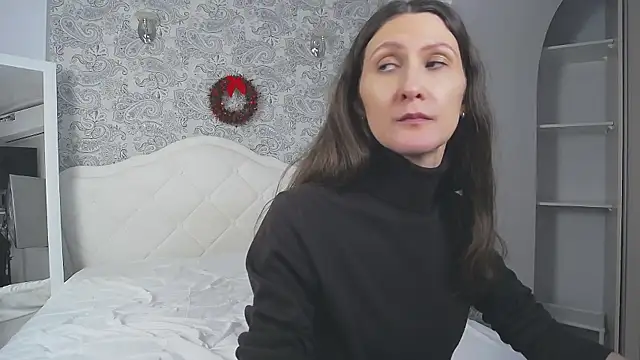 Snapshot of Mistress_Pamela chatting on December 2025 12:11:01 PM Mistress Pamela online show from December 2025 12:11:01 PM