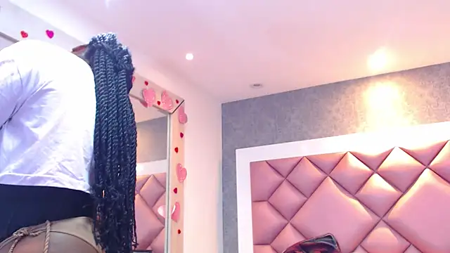 DanielaDuff online show from March 2026 07:43:02 PM