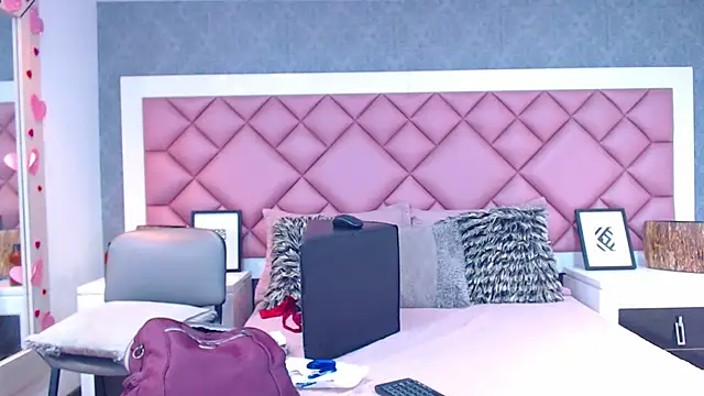 Snapshot of DanielaDuff chatting on February 2026 07:46:01 PM DanielaDuff online show from February 2026 07:46:01 PM