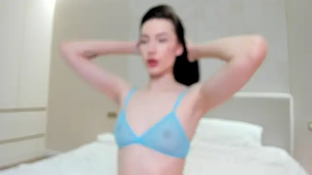 Snapshot of JenniferQueen11 chatting on November 2025 04:21:02 PM JenniferQueen11 online show from November 2025 04:21:02 PM