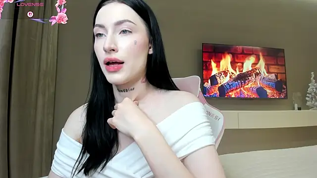 JenniferQueen11 online show from January 2026 01:29:01 PM