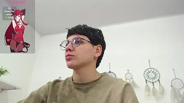 bad giirl  online show from September 2025 06:14:02 PM