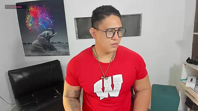 Colton Massif online show from February 2025 02:23:02 AM