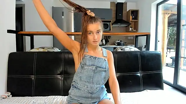 ElizSweet online show from November 2025 08:40:01 AM