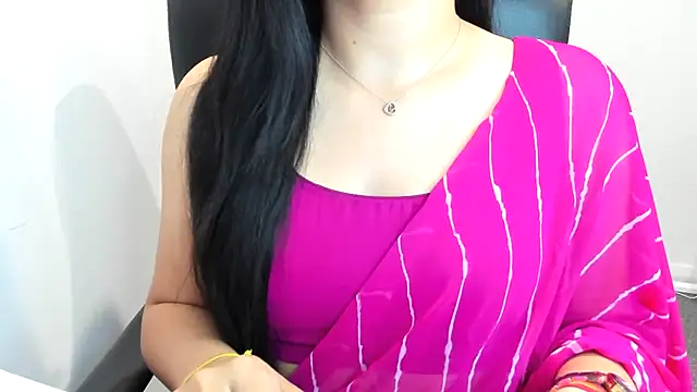 Snapshot of TheGoldenGirl chatting on December 2024 05:51:02 PM TheGoldenGirl online show from December 2024 05:51:02 PM