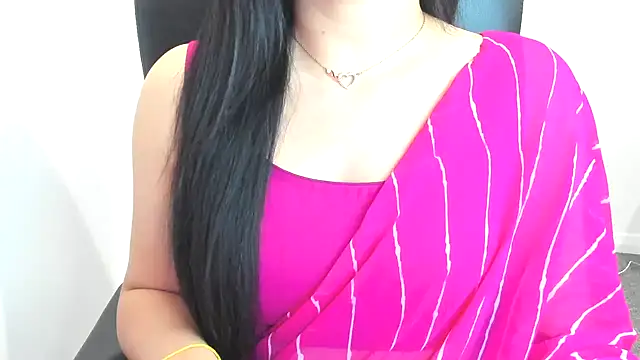 Snapshot of TheGoldenGirl chatting on January 2025 05:03:01 PM TheGoldenGirl online show from January 2025 05:03:01 PM