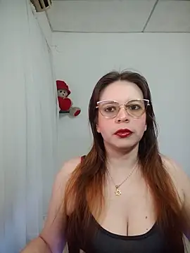 lorenitabella online show from June 2026 08:48:01 AM