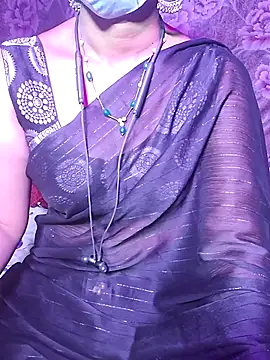 Snapshot of XBHUUME chatting on October 2025 05:03:02 PM XBHUUME online show from October 2025 05:03:02 PM