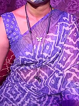 XBHUUME online show from December 2025 04:08:02 PM