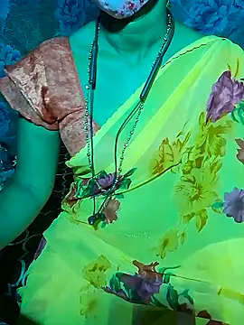 Snapshot of XBHUUME chatting on January 2025 05:20:01 PM XBHUUME online show from January 2025 05:20:01 PM