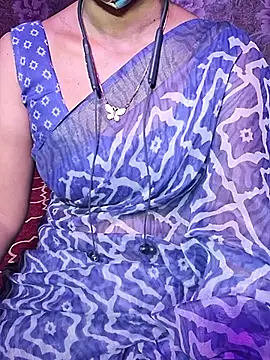 XBHUUME online show from November 2025 05:13:02 PM