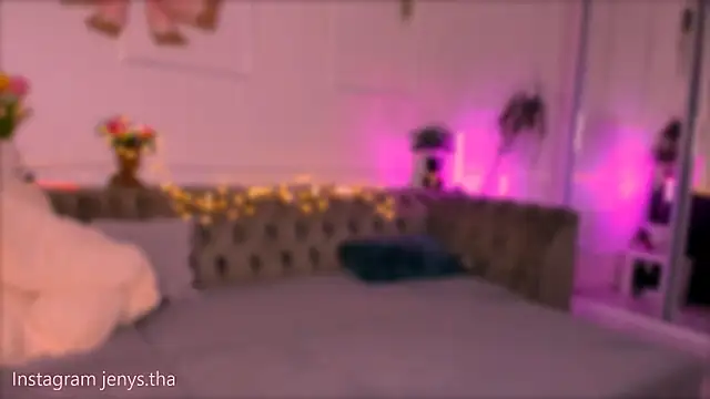 2good2betrue online show from November 2025 05:08:02 AM