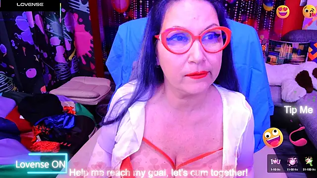 Snapshot of mature_lisa_naughty chatting on February 2025 05:50:02 PM mature lisa naughty online show from February 2025 05:50:02 PM