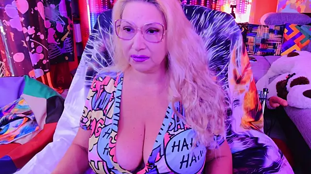 Snapshot of mature_lisa_naughty chatting on September 2025 02:34:01 PM mature lisa naughty online show from September 2025 02:34:01 PM