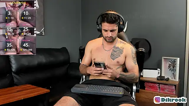 Davevilboy online show from March 2025 12:49:02 PM