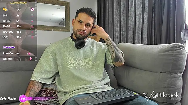 Davevilboy online show from October 2025 12:48:02 PM