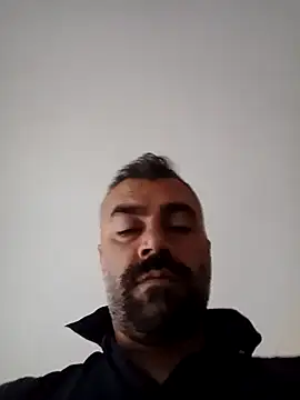 Snapshot of kevgir08 chatting on June 2026 03:45:01 AM kevgir08 online show from June 2026 03:45:01 AM