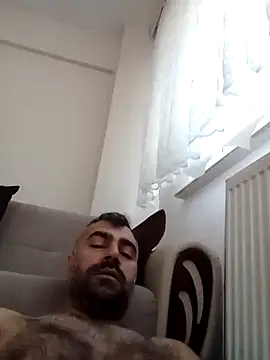 kevgir08 online show from December 2025 11:02:02 AM