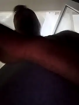 kevgir08 online show from October 2025 11:18:02 PM