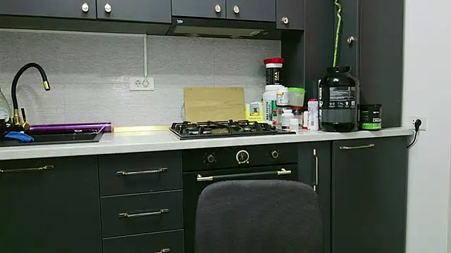 Annyfit4you online show from March 2025 07:41:02 PM