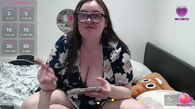 Rebecca Summer online show from October 2025 08:54:01 PM