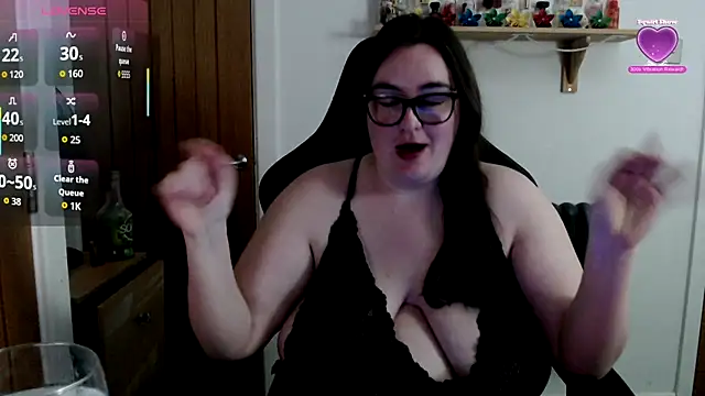 Snapshot of Rebecca_Summer chatting on May 2026 07:19:01 PM Rebecca Summer online show from May 2026 07:19:01 PM