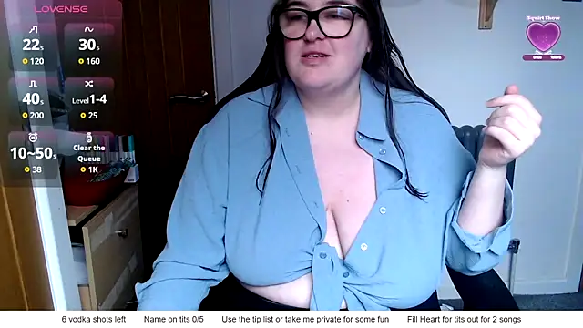 Rebecca Summer online show from March 2026 12:41:01 PM