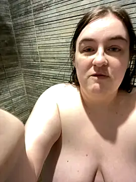 Rebecca Summer online show from October 2025 02:37:01 AM