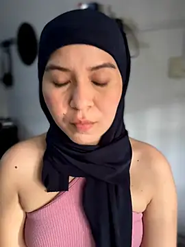 MatchedEyebrow online show from April 2026 08:38:01 PM