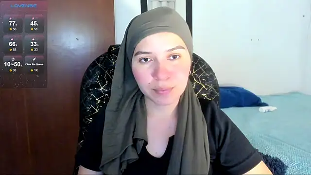 Snapshot of MatchedEyebrow chatting on April 2026 08:18:01 PM MatchedEyebrow online show from April 2026 08:18:01 PM