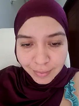 MatchedEyebrow online show from March 2025 08:49:01 PM