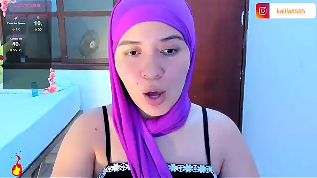 MatchedEyebrow online show from December 2025 09:20:01 PM