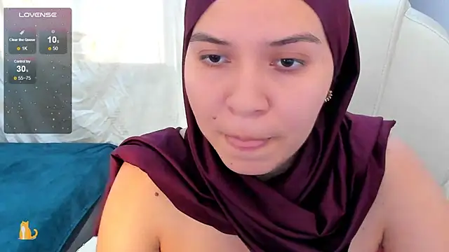 MatchedEyebrow online show from February 2025 08:41:02 PM