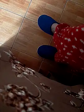 feet toes online show from October 2025 05:29:01 AM