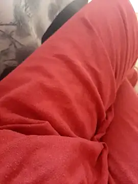 feet toes online show from May 2026 02:05:02 PM
