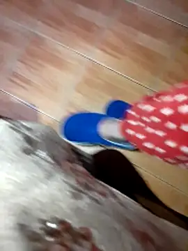 feet toes online show from February 2026 07:06:02 AM
