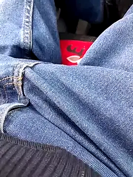 feet toes online show from March 2025 01:23:02 PM