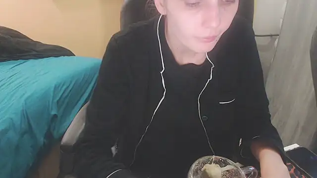 Laco-cO online show from December 2025 11:53:02 AM