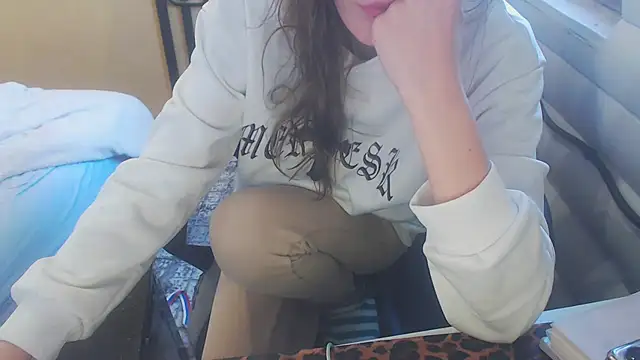 Laco-cO online show from November 2025 10:49:02 AM