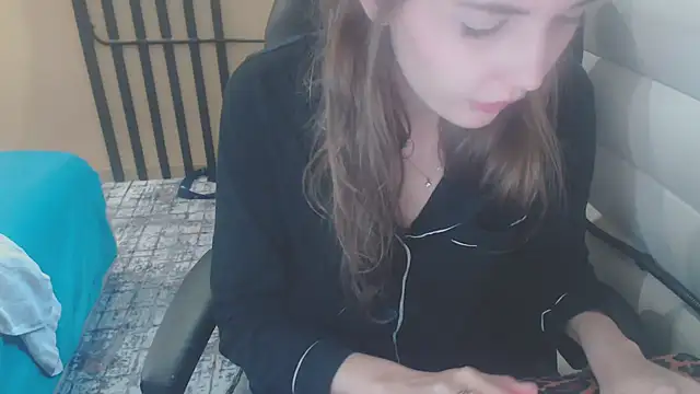 Laco-cO online show from November 2025 01:05:02 PM