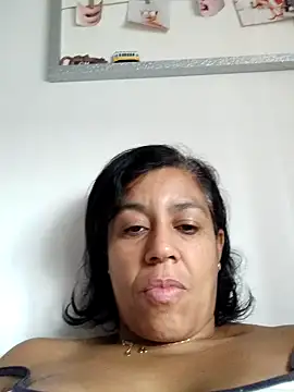 Snapshot of Molly_newman6 chatting on October 2025 09:44:02 AM Molly newman6 online show from October 2025 09:44:02 AM