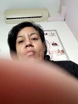 Molly newman6 online show from November 2025 05:32:02 AM