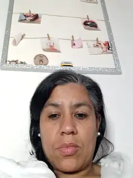 Molly newman6 online show from May 2026 12:04:01 AM