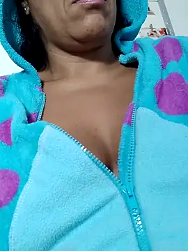 Molly newman6 online show from November 2025 05:44:01 AM